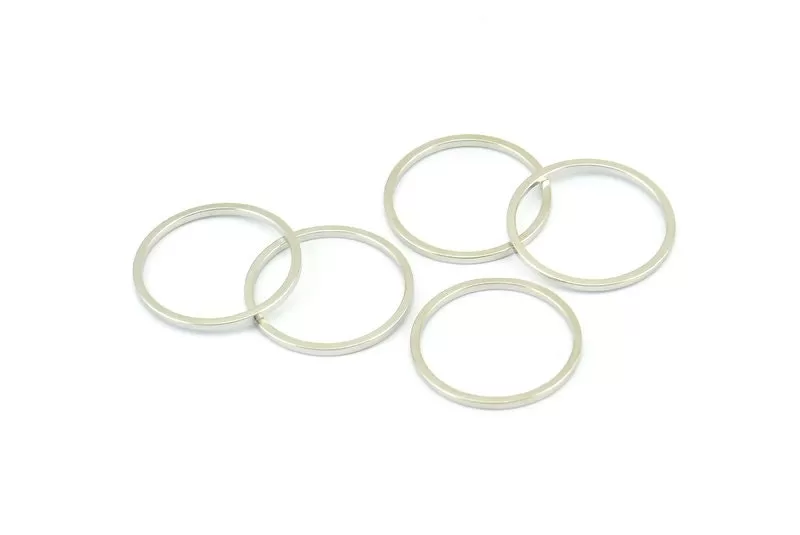 18mm Circle Connectors - 25 Silver Tone Circle Connectors (18x1x1mm) BS 1096 H0573