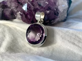 Amethyst Ansley Pendant - Faceted Round