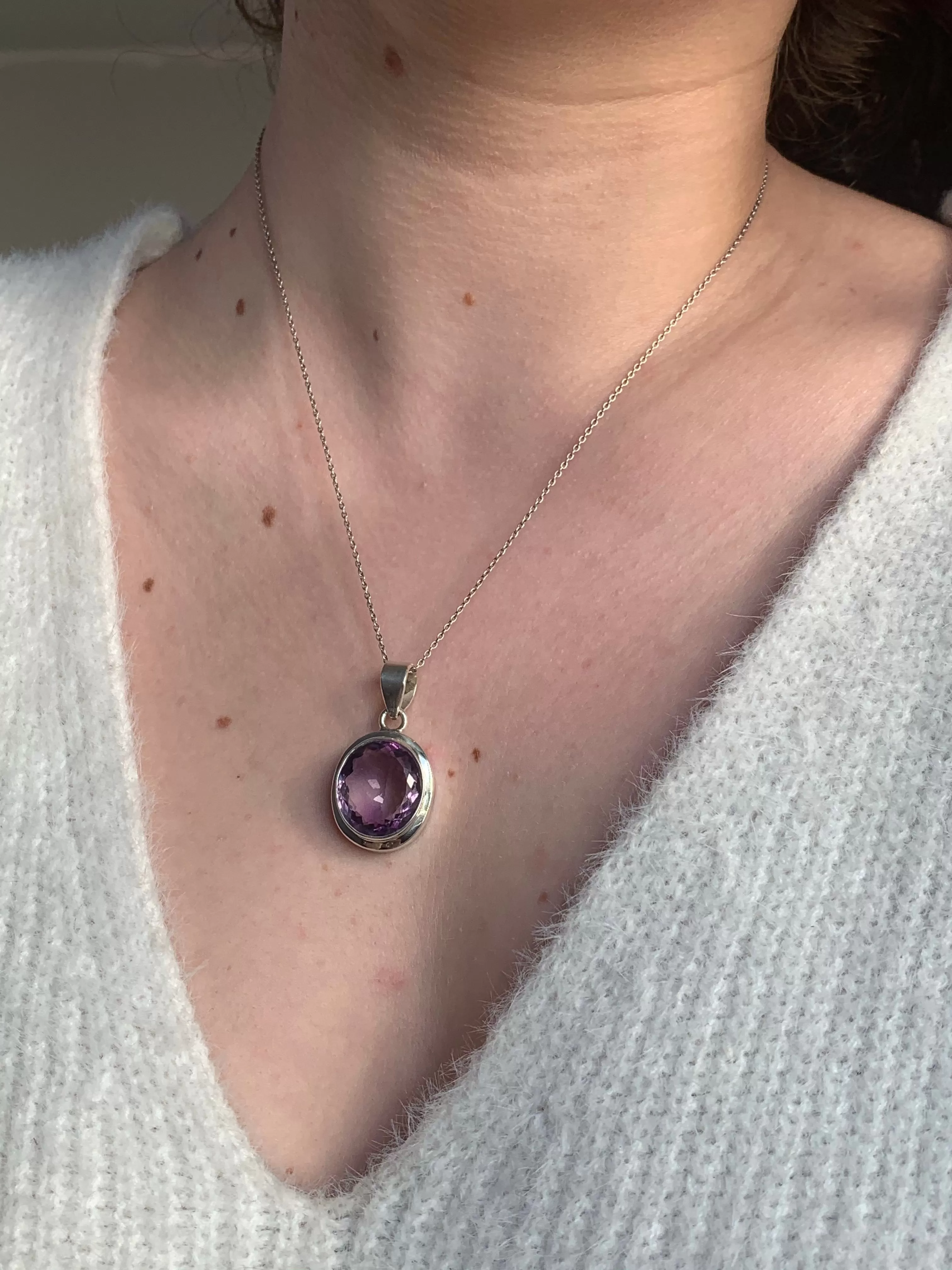 Amethyst Ansley Pendant - Faceted Round