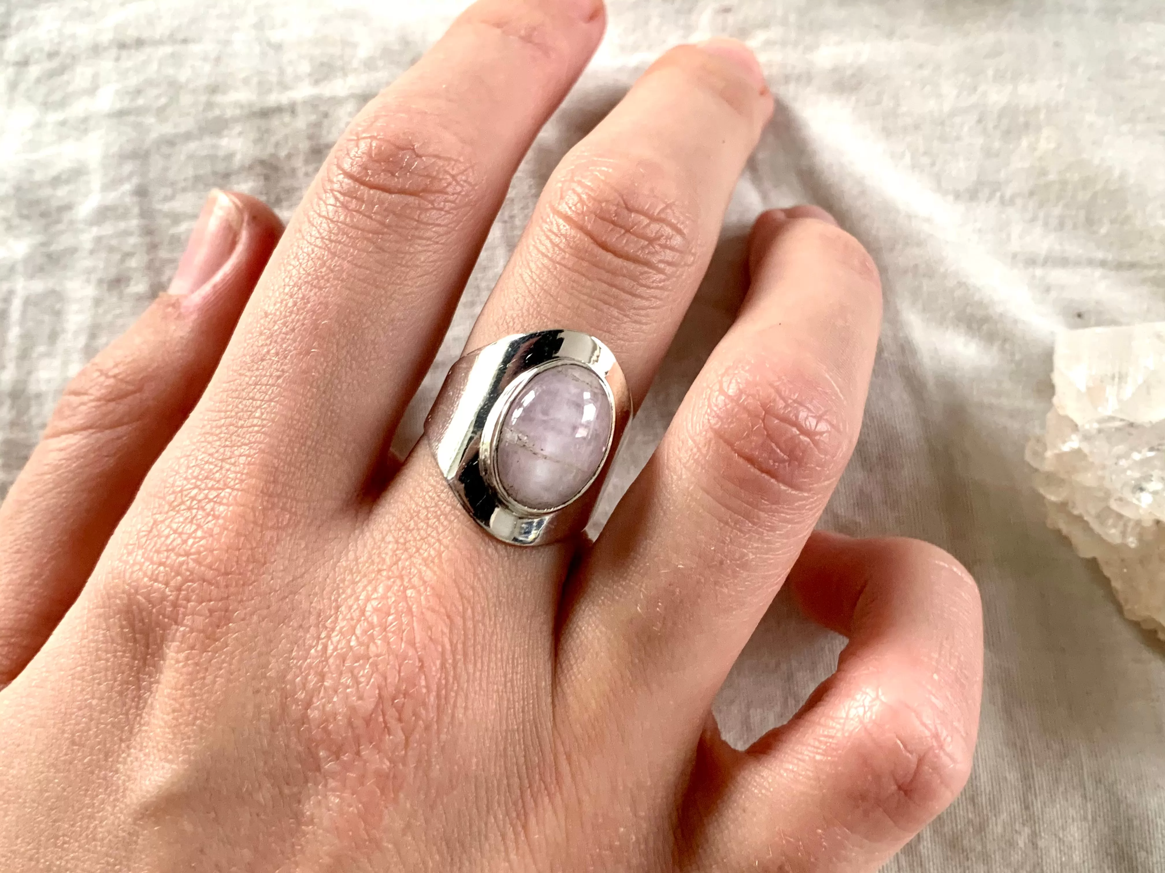 Kunzite Medea Ring (US 7)