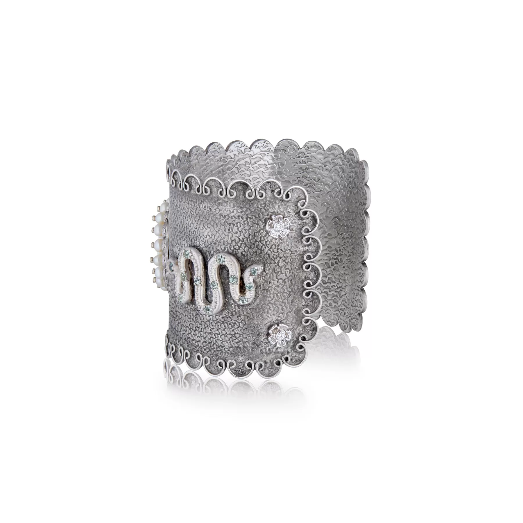 MEDUSA INTAGLIO CUFF BRACELET