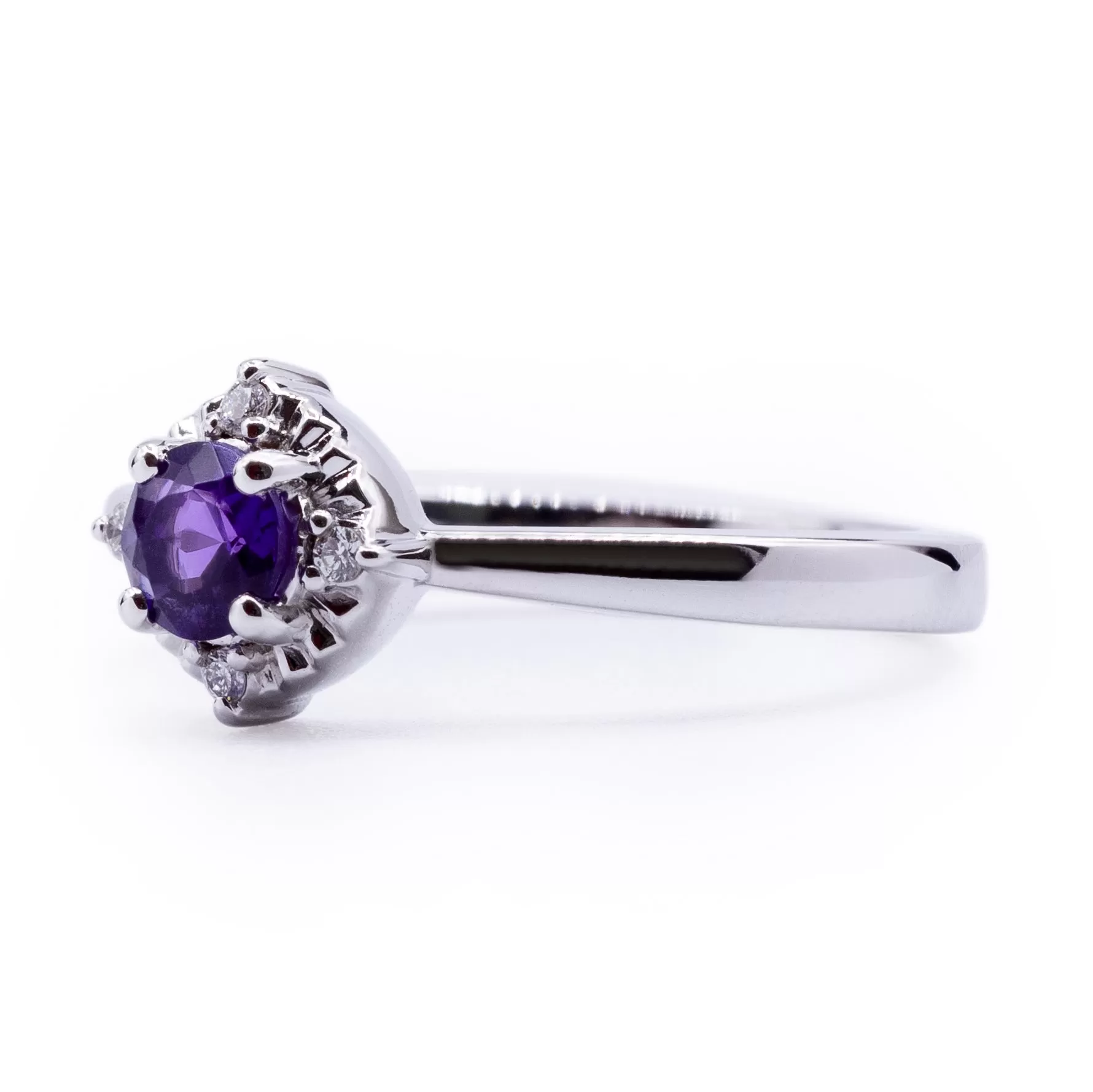 Round Amethyst Setting with Vintage Halo Ring