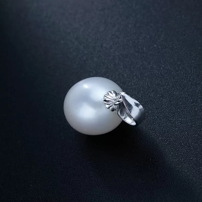 Silver Natural Freshwater Pearl Pendant