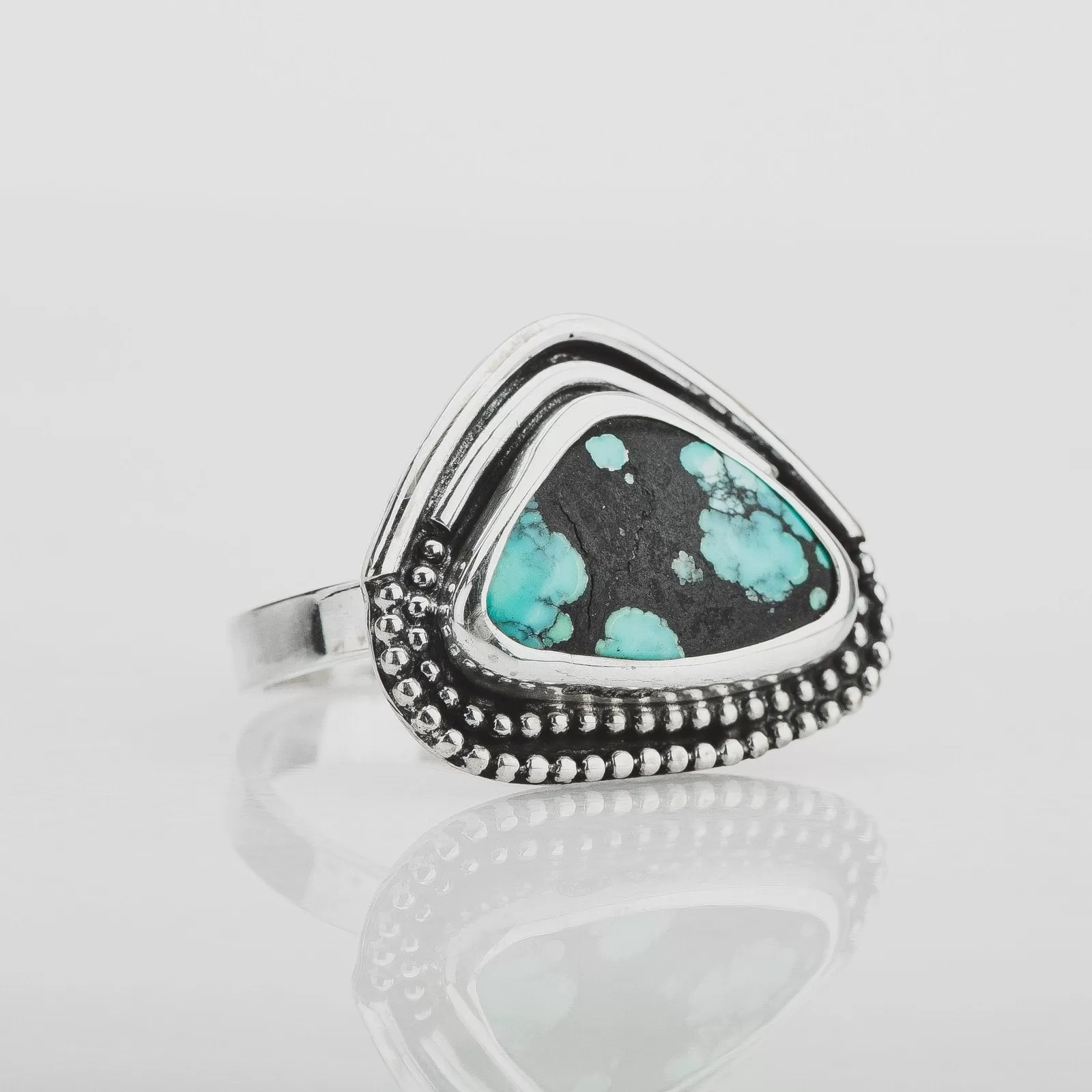 Size 7 Black & Blue Cloud Mountain Turquoise Gemstone Ring