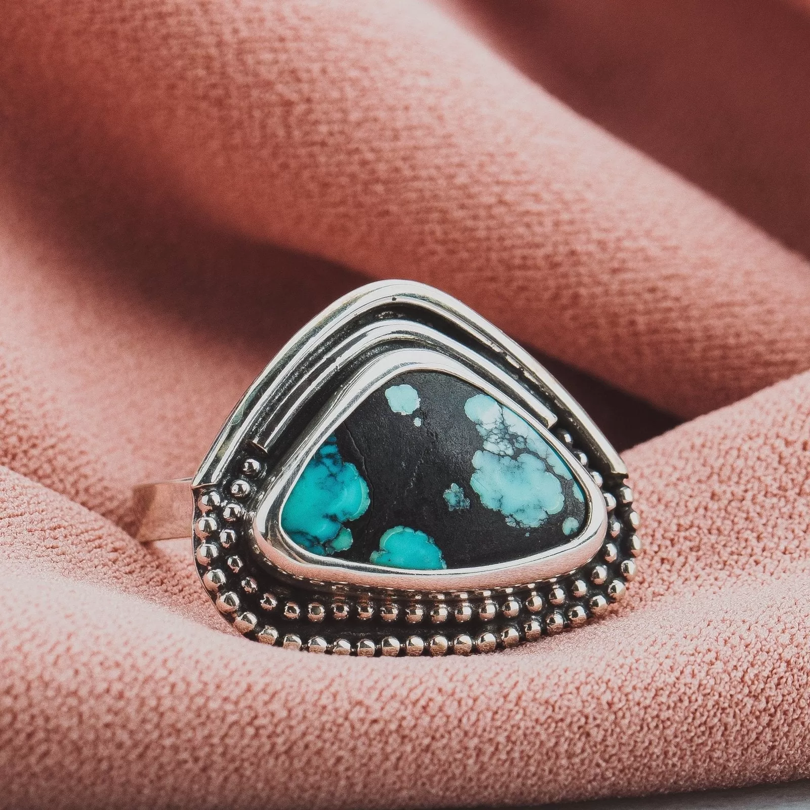 Size 7 Black & Blue Cloud Mountain Turquoise Gemstone Ring