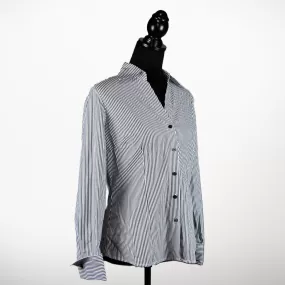 Worthington Long Sleeve Button-Down Shirt